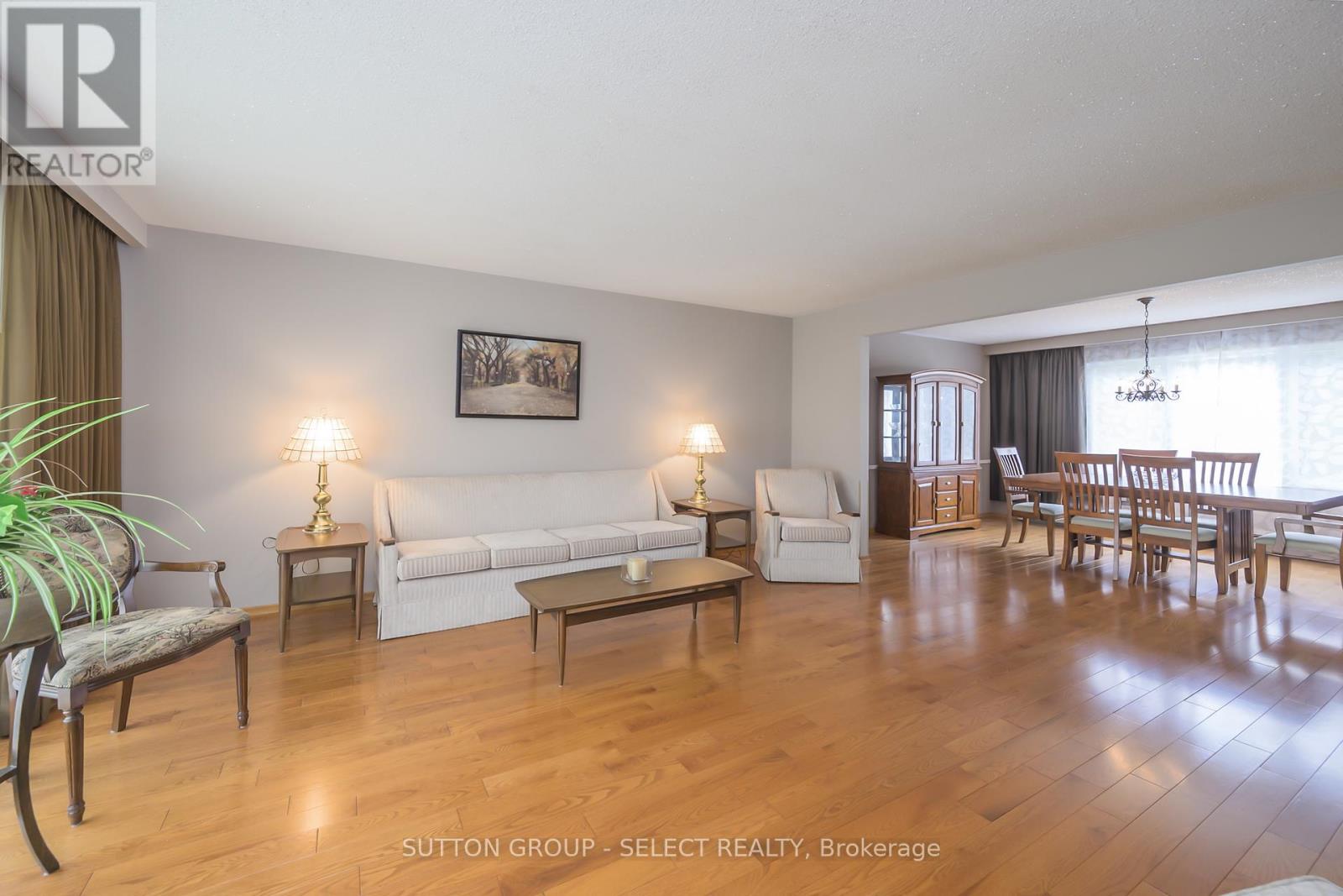 23605 Coldstream Road, Middlesex Centre, Ontario  N0L 1R0 - Photo 6 - X12364794
