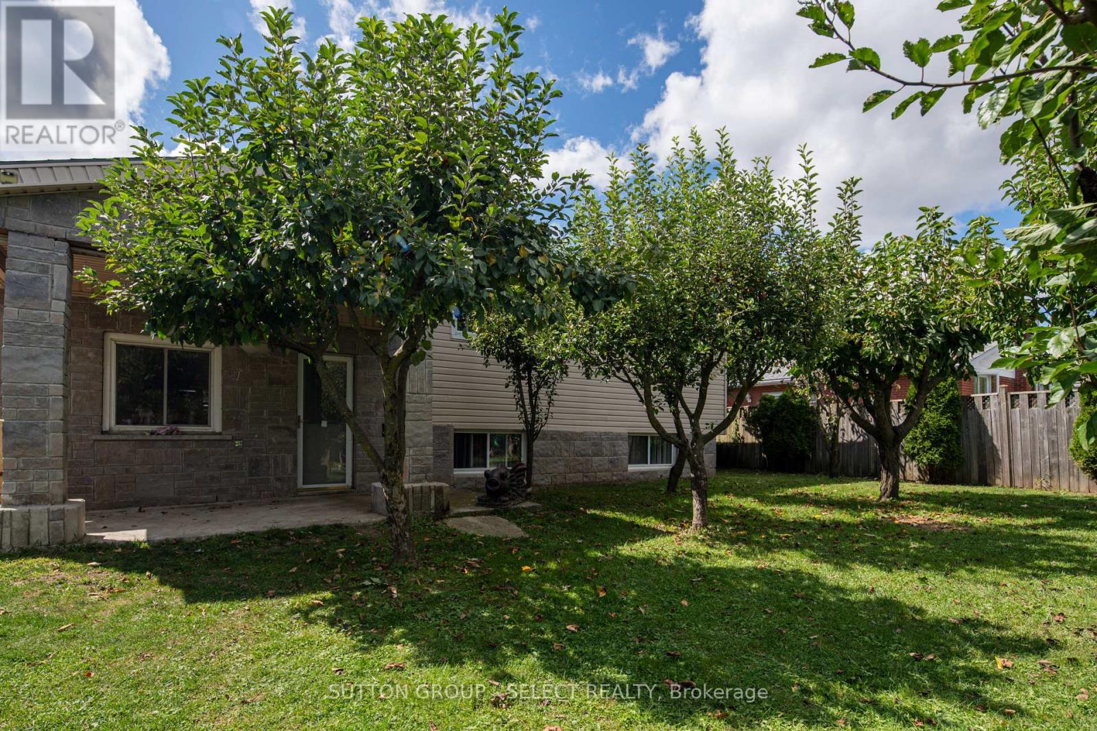 1192 Jalna Boulevard, London South, Ontario  N6E 2A9 - Photo 24 - X12364822