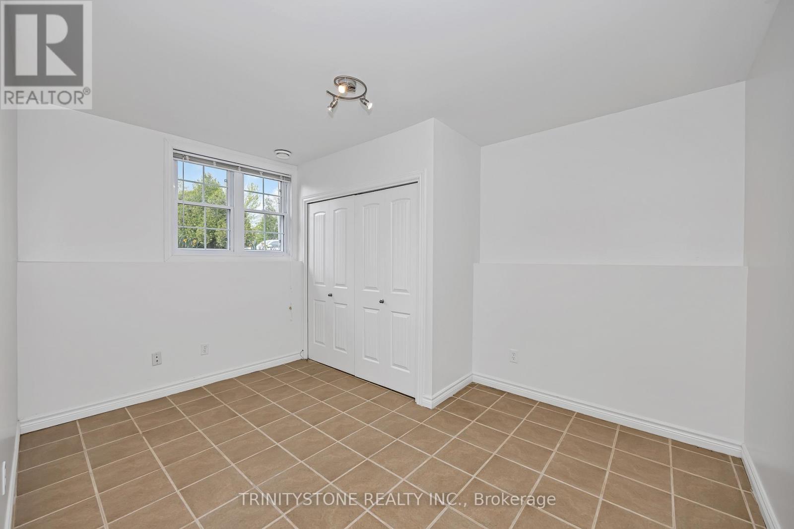 118 Bay Street, Drummond/north Elmsley, Ontario  K7C 4K9 - Photo 26 - X12364750