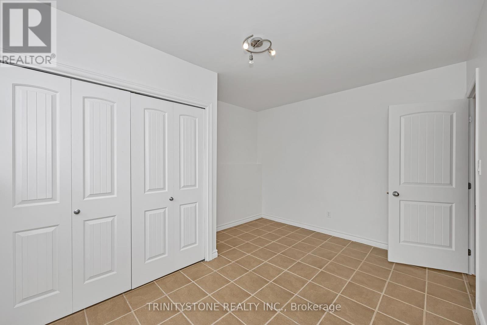 118 Bay Street, Drummond/north Elmsley, Ontario  K7C 4K9 - Photo 28 - X12364750