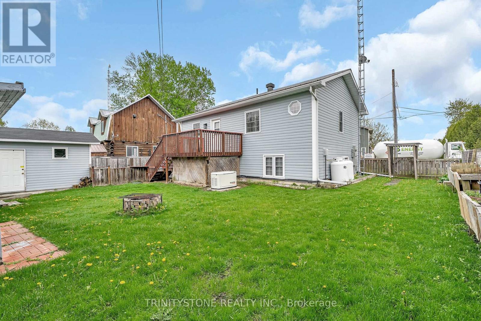 118 Bay Street, Drummond/north Elmsley, Ontario  K7C 4K9 - Photo 38 - X12364750