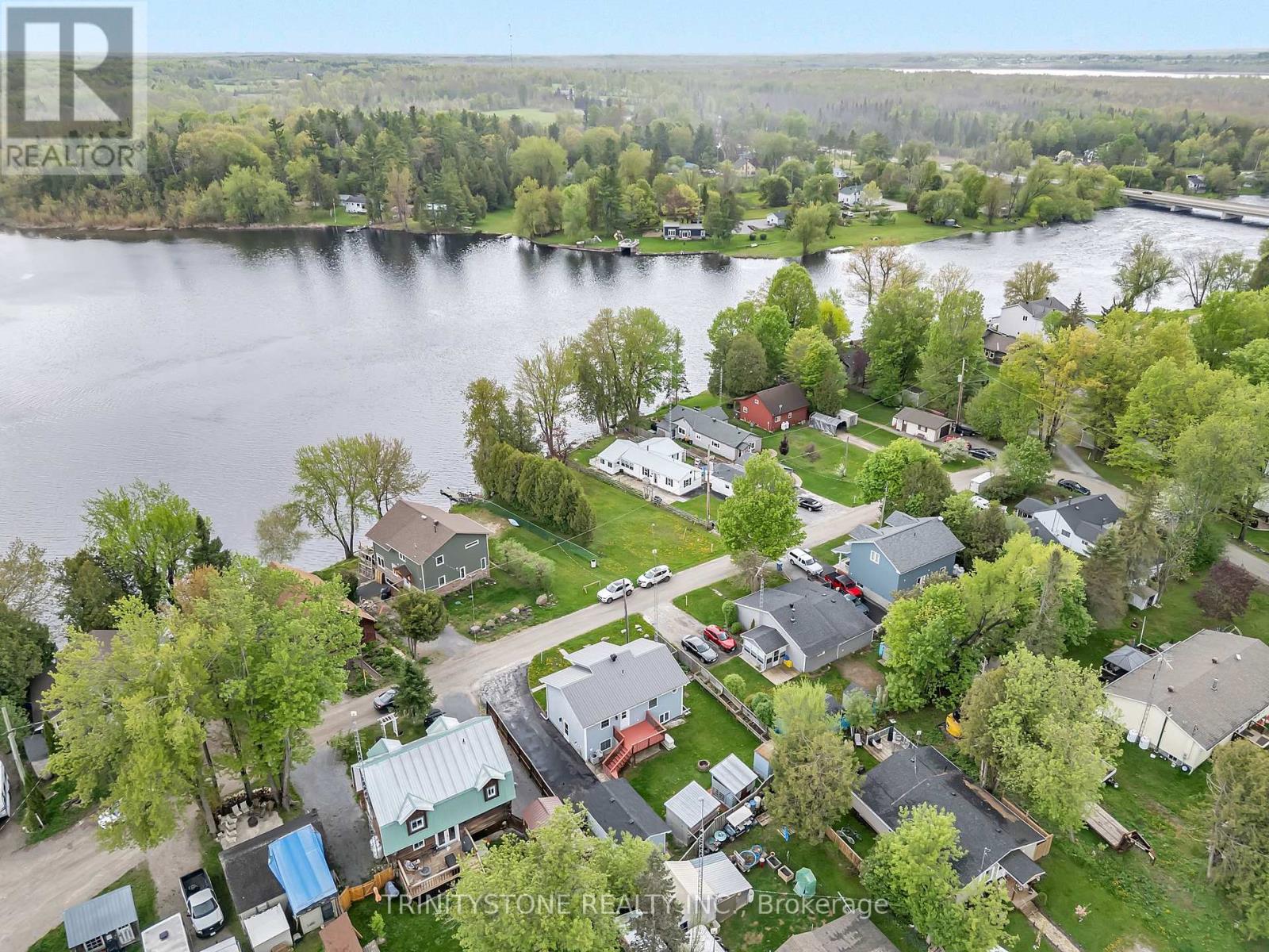 118 Bay Street, Drummond/north Elmsley, Ontario  K7C 4K9 - Photo 44 - X12364750