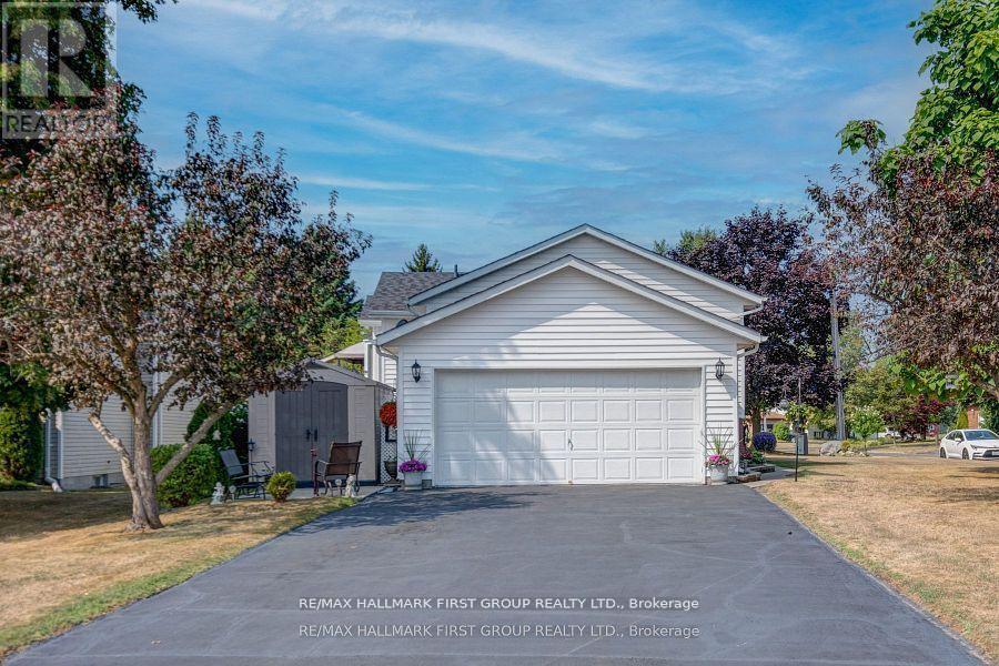 15 Catherine Crescent, Brighton, Ontario K0K 1H0 - Photo 3 - X12364761