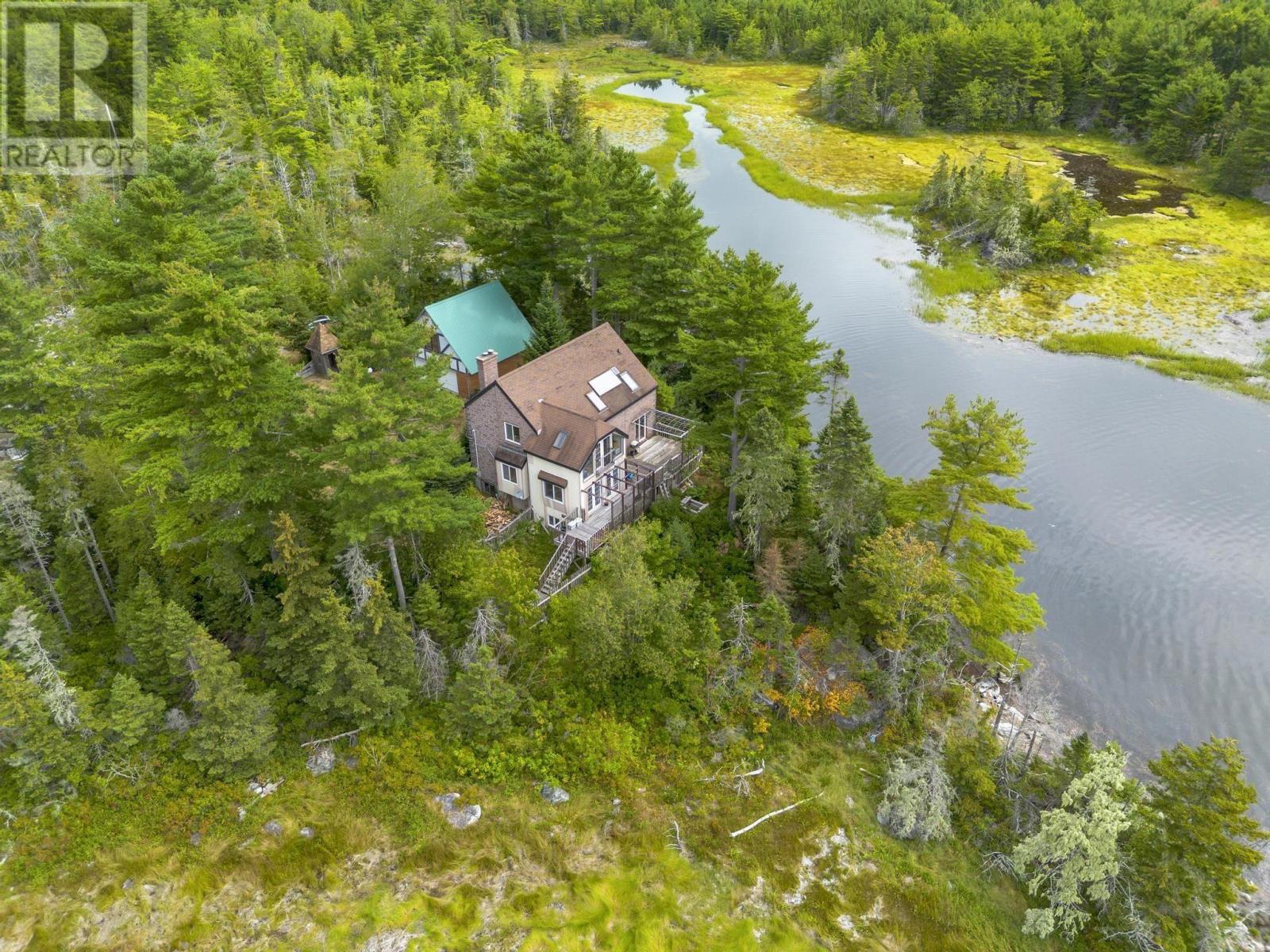 582 Highway 331, Mill Village, Nova Scotia  B0J 2H0 - Photo 2 - 202521627