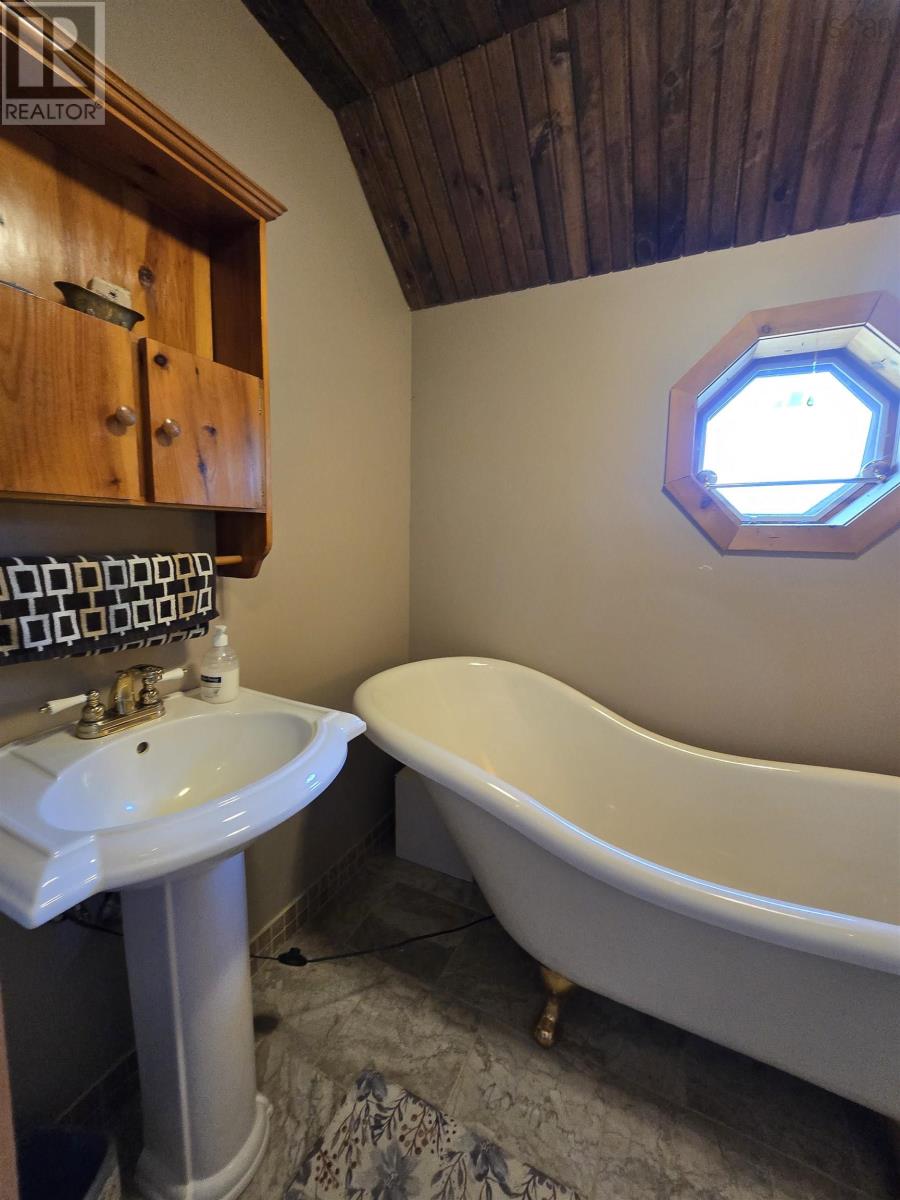 582 Highway 331, Mill Village, Nova Scotia  B0J 2H0 - Photo 36 - 202521627