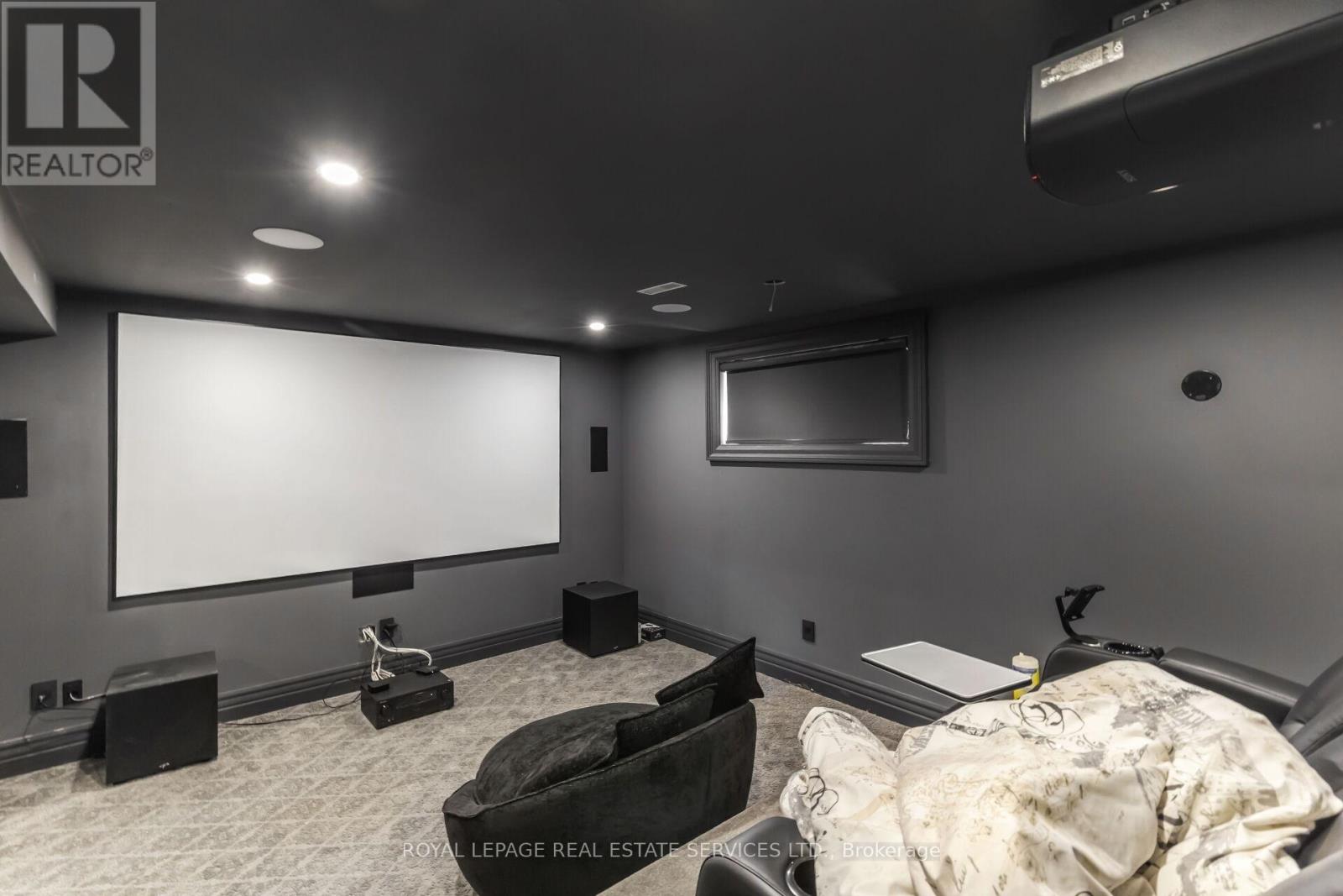 12 Julian Drive, Brampton, Ontario  L6P 0L2 - Photo 42 - W12364643