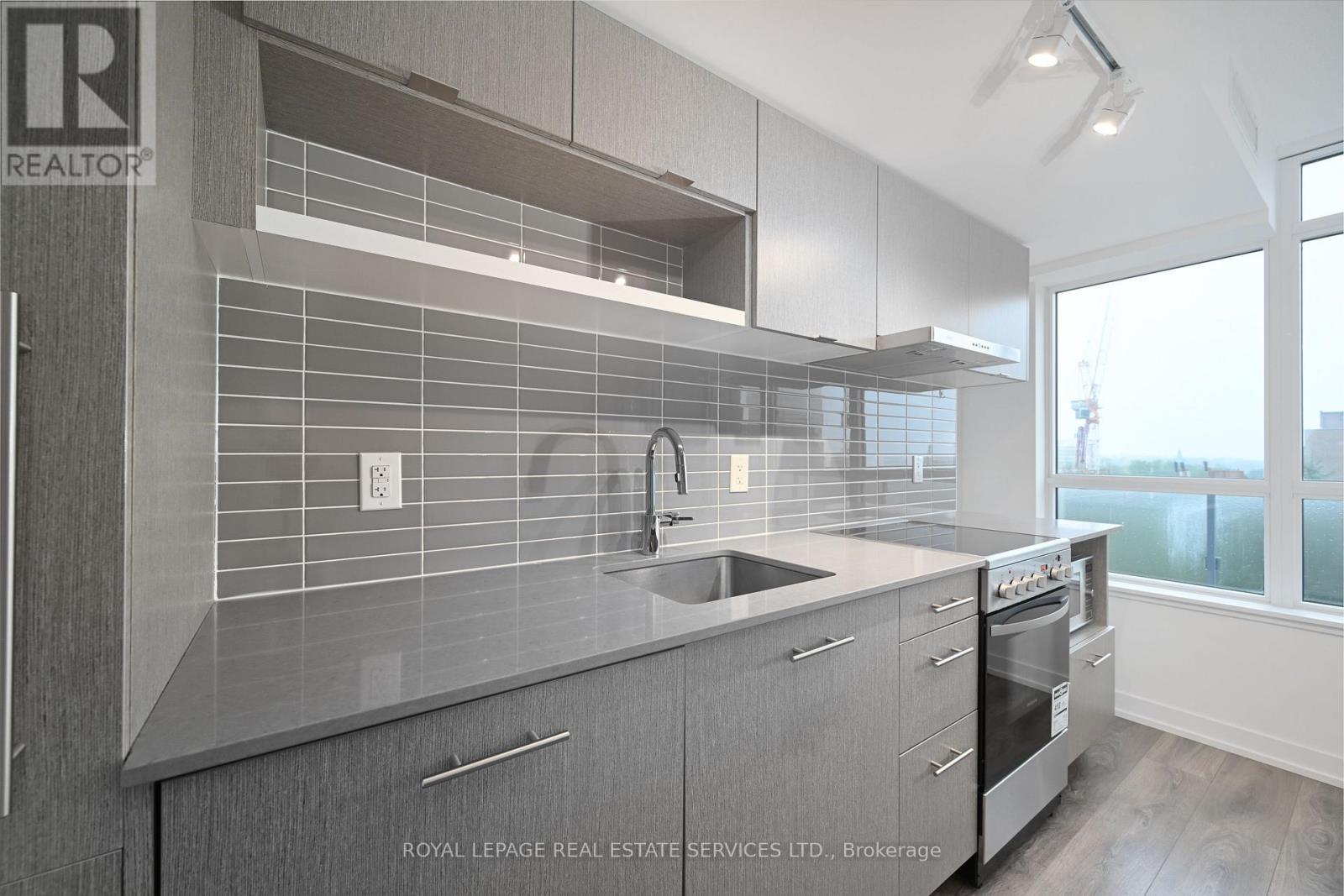 808 - 365 Church Street, Toronto (Church-Yonge Corridor), Ontario  M5B 1H6 - Photo 14 - C12364747