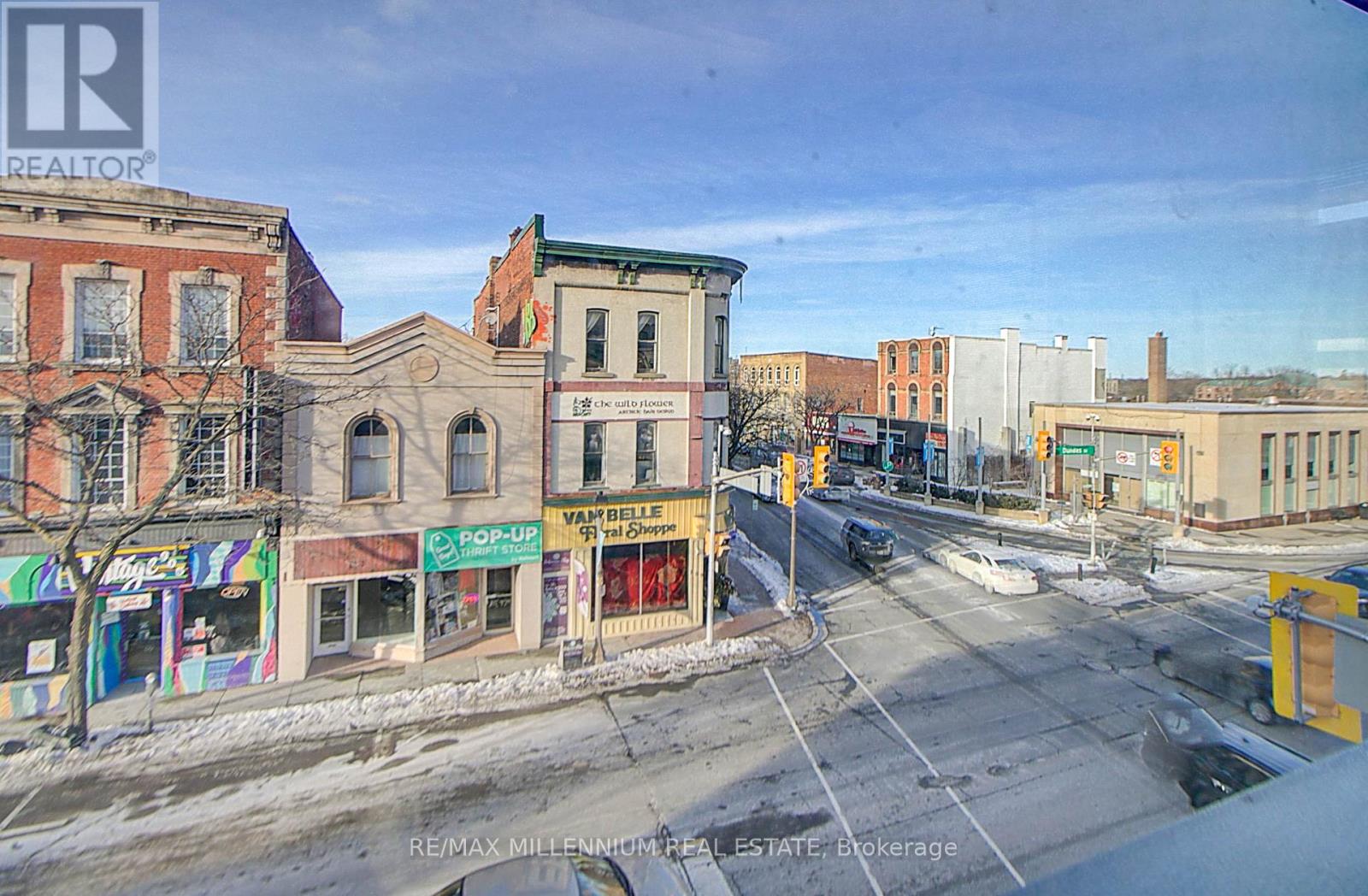 304 - 101 Dundas Street, Whitby, Ontario  L1N 2M2 - Photo 11 - E12364703