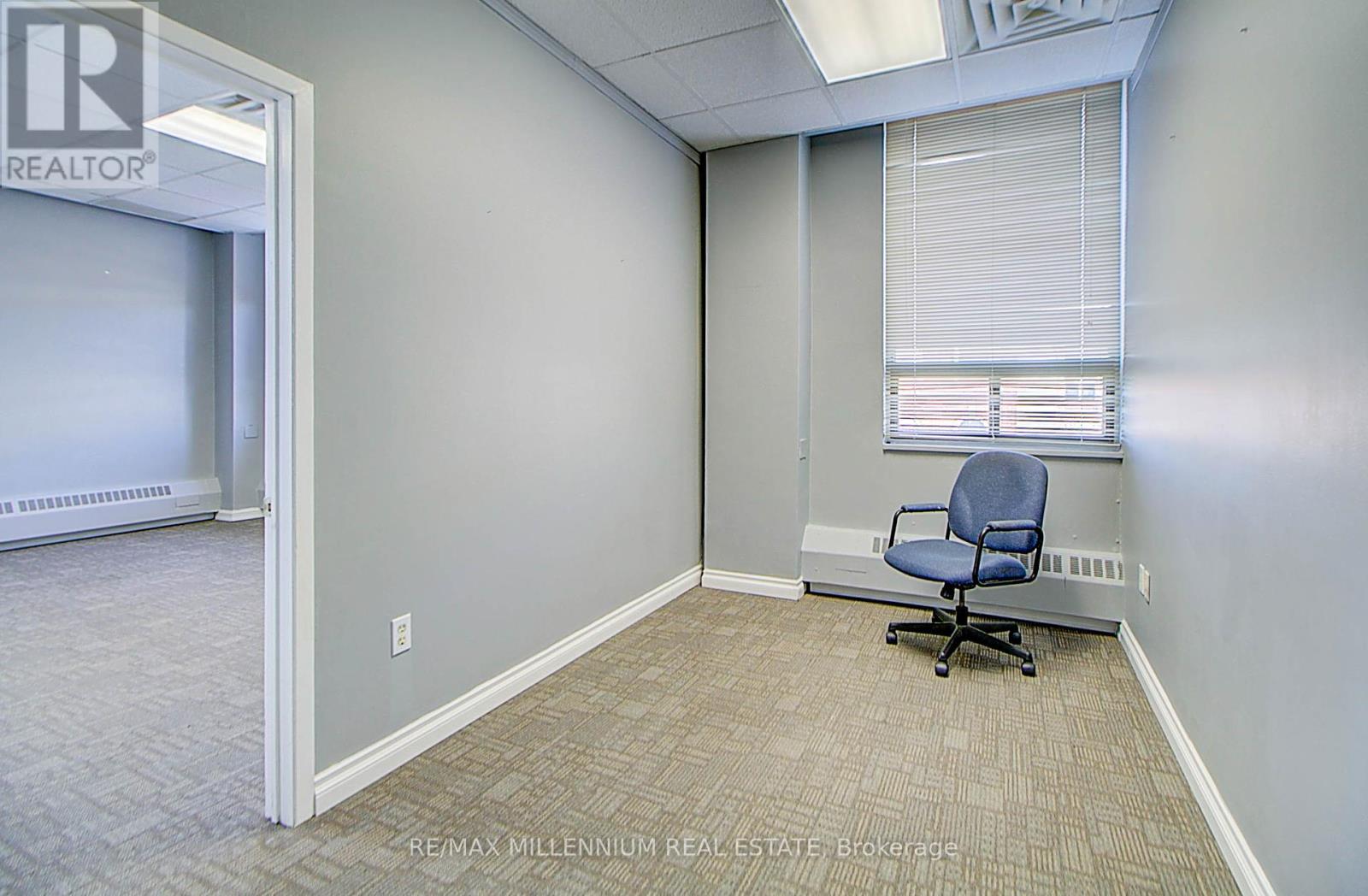 304 - 101 Dundas Street, Whitby, Ontario  L1N 2M2 - Photo 7 - E12364703