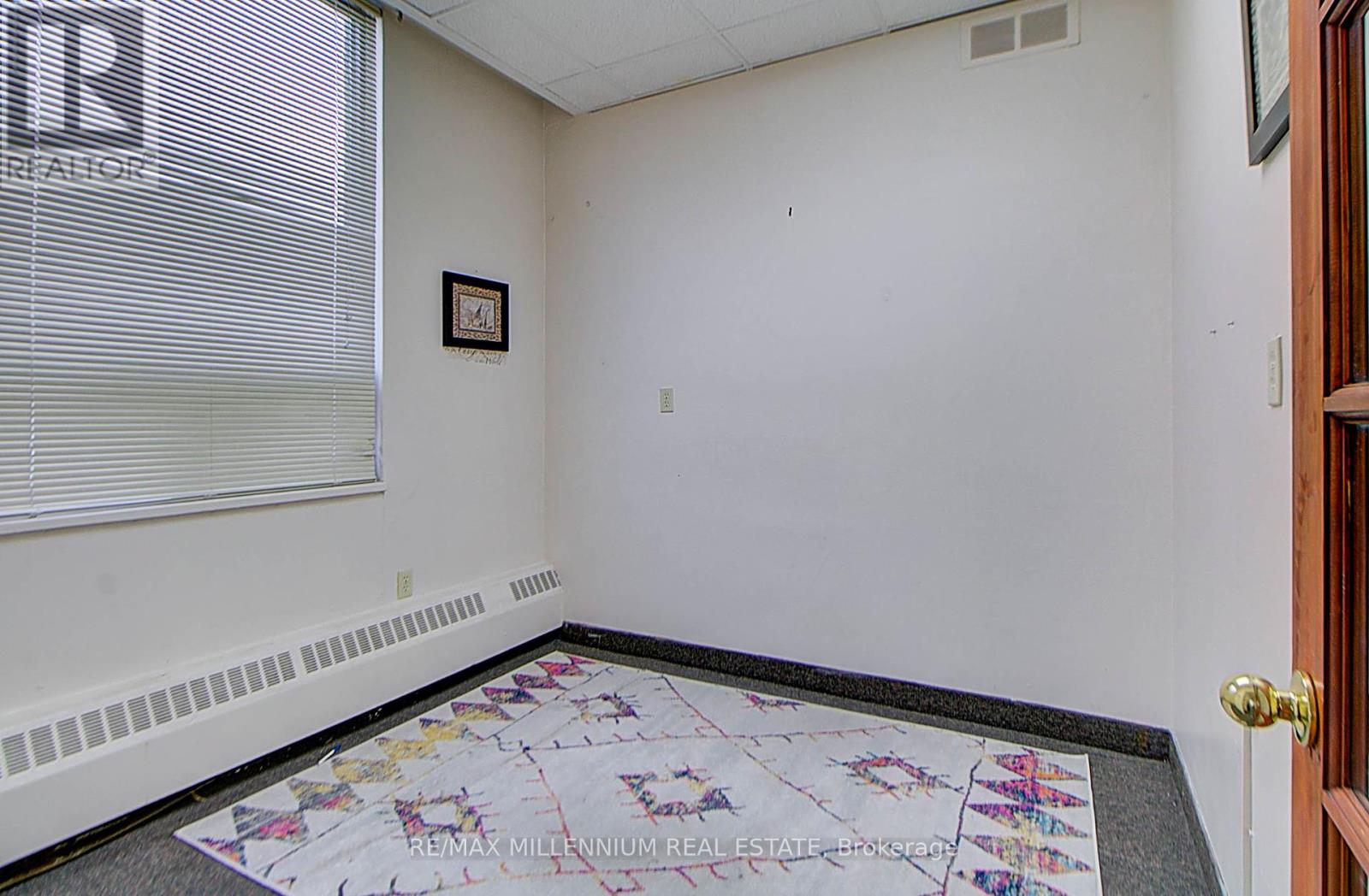 302 - 101 Dundas Street, Whitby, Ontario  L1N 2M2 - Photo 9 - E12364739