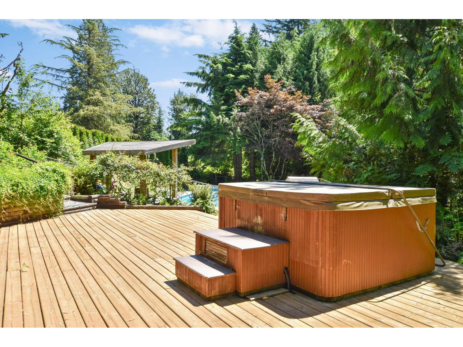 9921 Watt Street, Mission, British Columbia  V2V 0B6 - Photo 6 - R3040540