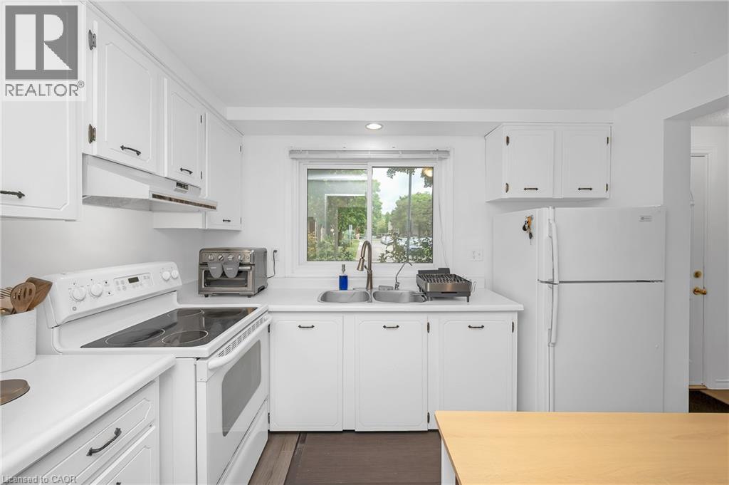 151 Gateshead Crescent Unit# 29, Stoney Creek, Ontario  L8G 3W1 - Photo 14 - 40763546
