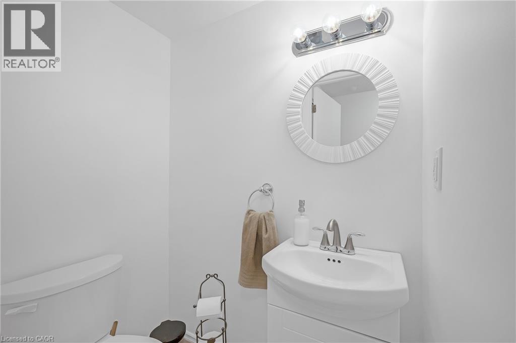 151 Gateshead Crescent Unit# 29, Stoney Creek, Ontario  L8G 3W1 - Photo 17 - 40763546