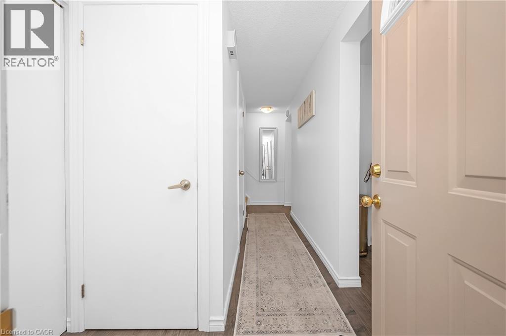 151 Gateshead Crescent Unit# 29, Stoney Creek, Ontario  L8G 3W1 - Photo 5 - 40763546