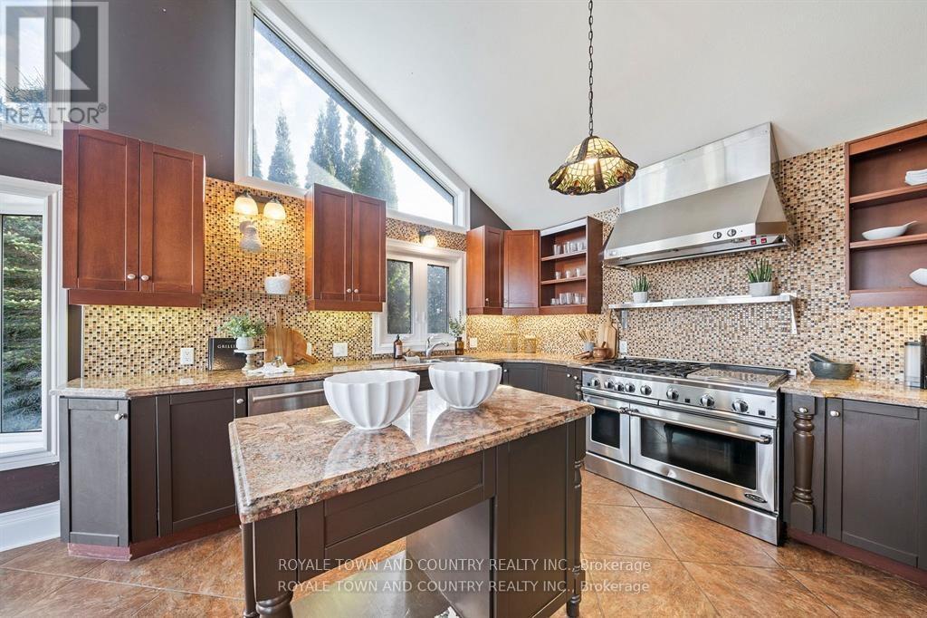 151 Peller Court, Kawartha Lakes, Ontario  K0M 1A0 - Photo 14 - X12364887