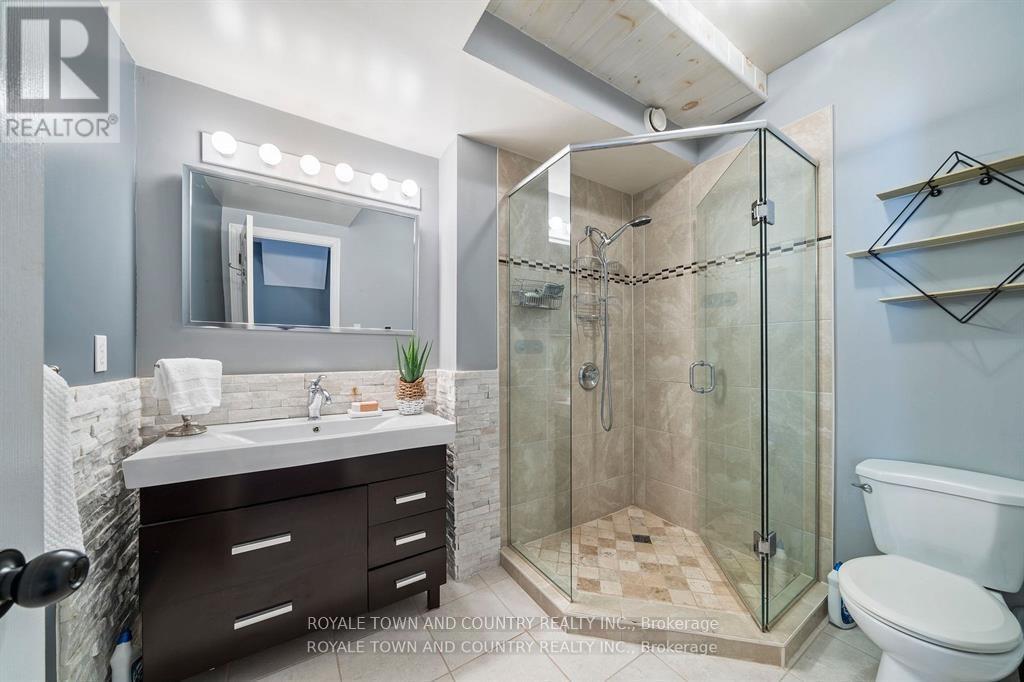 151 Peller Court, Kawartha Lakes, Ontario  K0M 1A0 - Photo 40 - X12364887