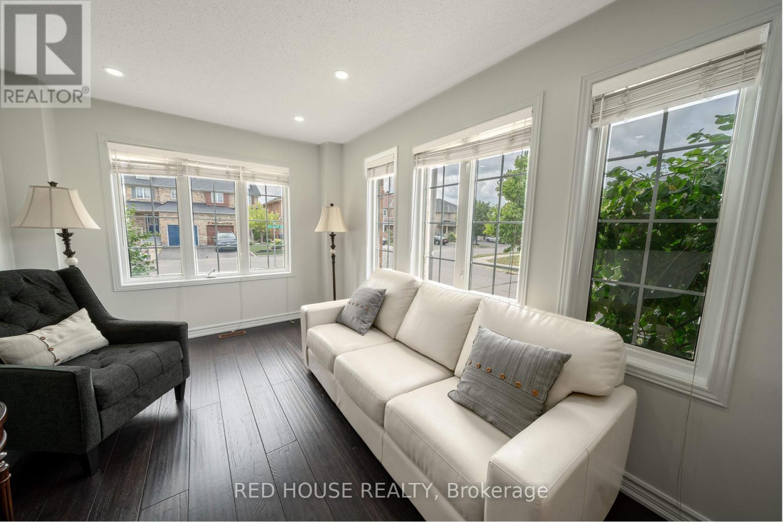 78 Passfield Trail, Brampton, Ontario  L6P 1V1 - Photo 13 - W12364823