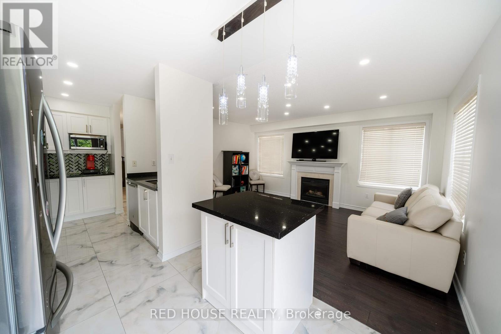 78 Passfield Trail, Brampton, Ontario  L6P 1V1 - Photo 20 - W12364823