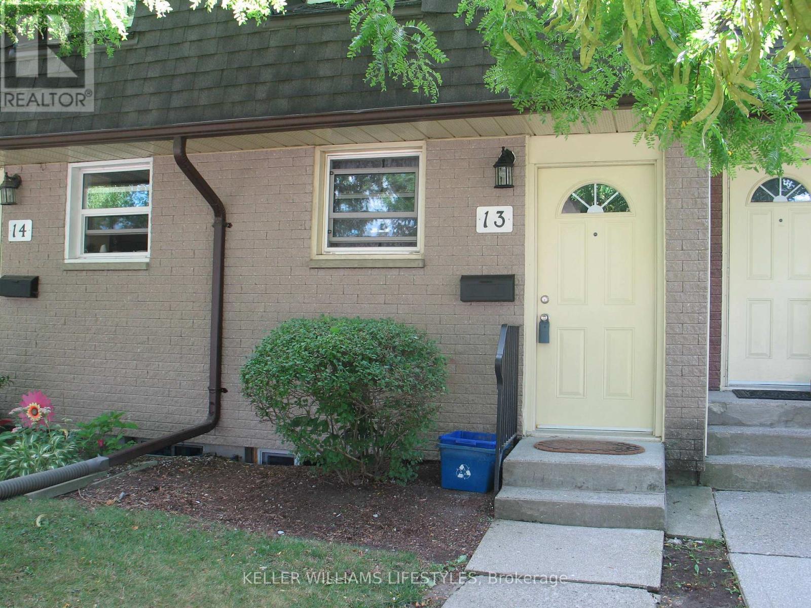 13 - 1919 Trafalgar Street, London East, Ontario  N5V 1A1 - Photo 1 - X12364818