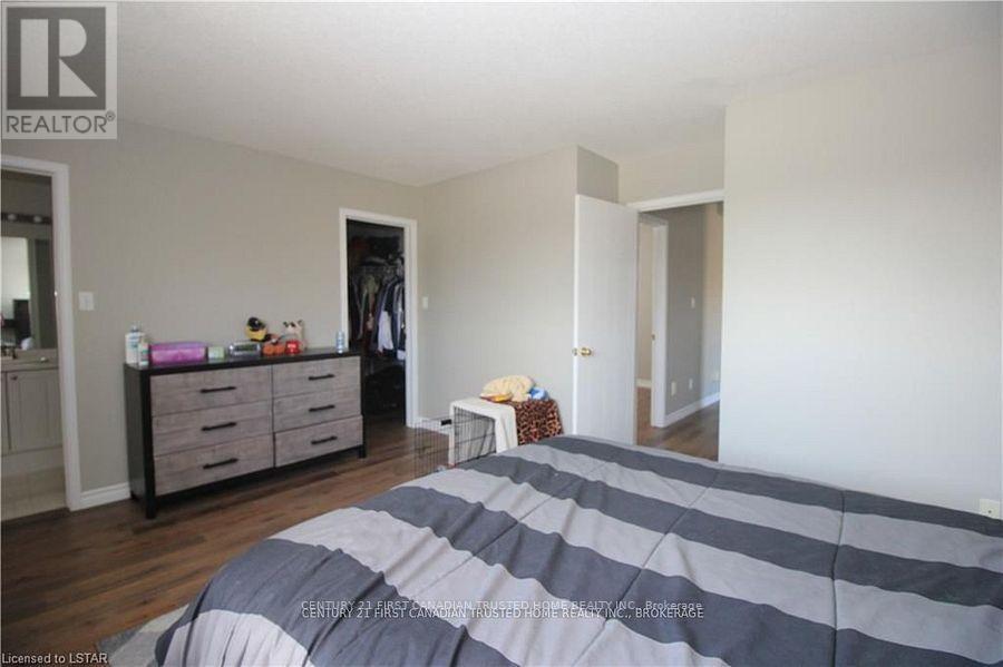 945 Homeview Court, London South, Ontario  N6C 6C1 - Photo 23 - X12364827