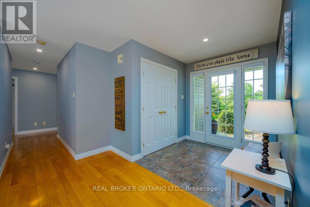 3374 Greenland Road, Ottawa, Ontario  K0A 1T0 - Photo 3 - X12364828