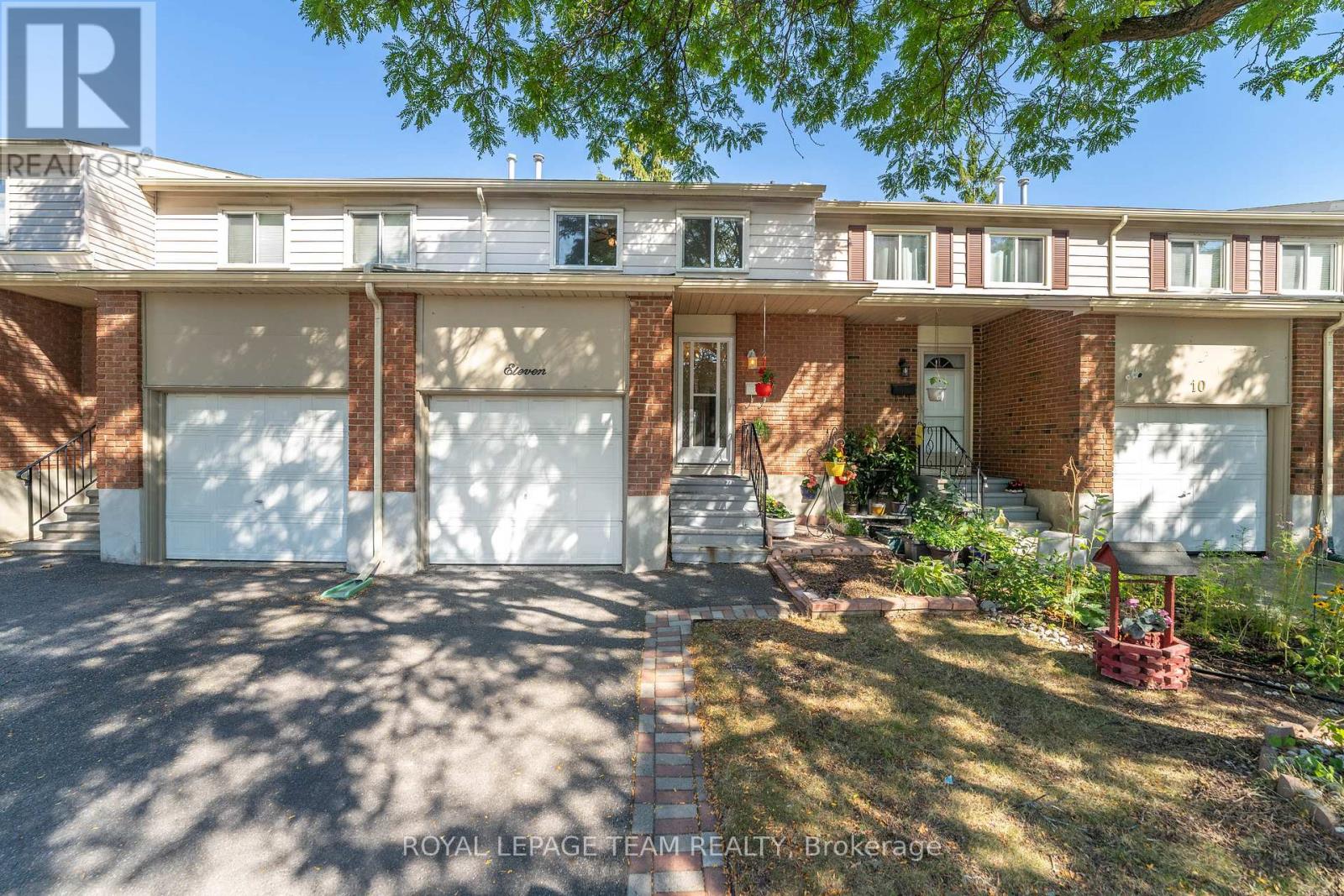 11 - 2415 Southvale Crescent, Ottawa, Ontario  K1B 4T9 - Photo 2 - X12364880