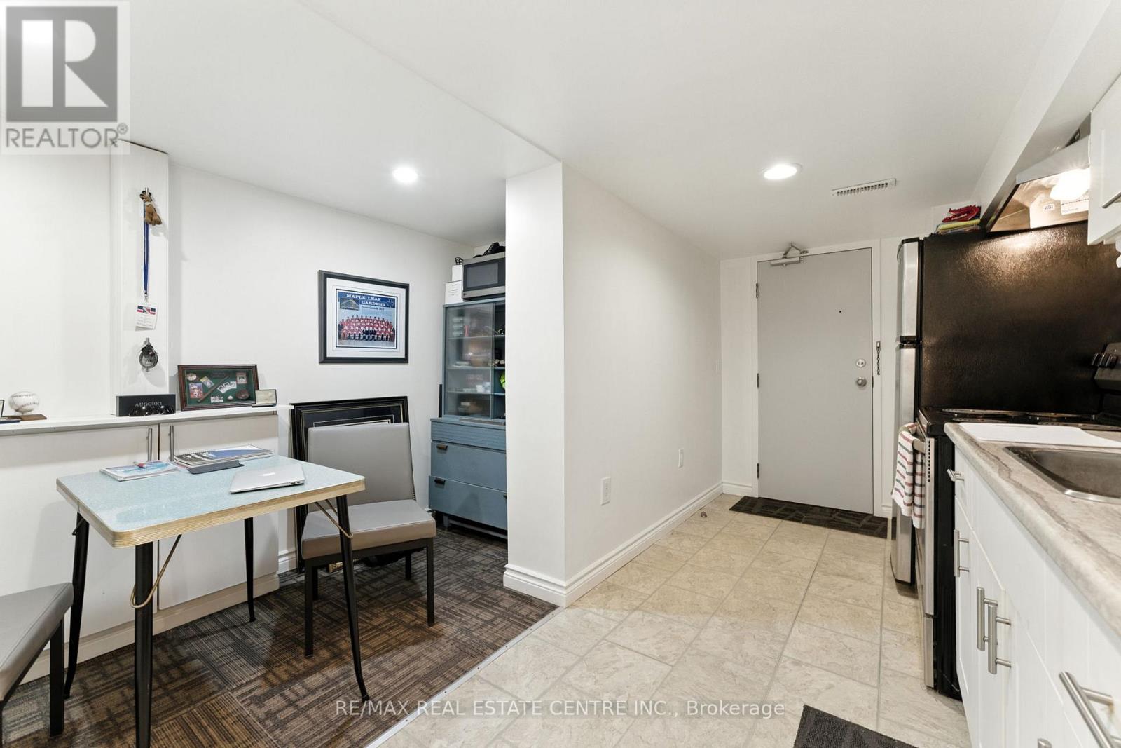 117 Pollock Avenue, Cambridge, Ontario  N1R 2C1 - Photo 30 - X12364714