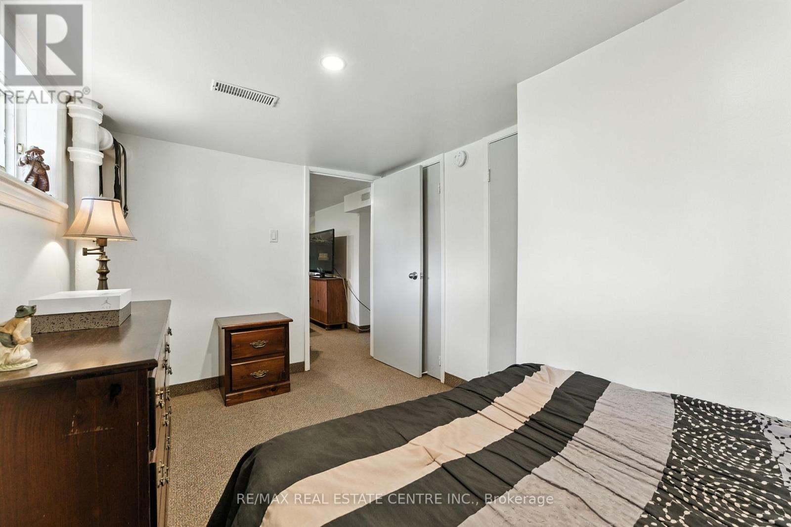 117 Pollock Avenue, Cambridge, Ontario  N1R 2C1 - Photo 35 - X12364714