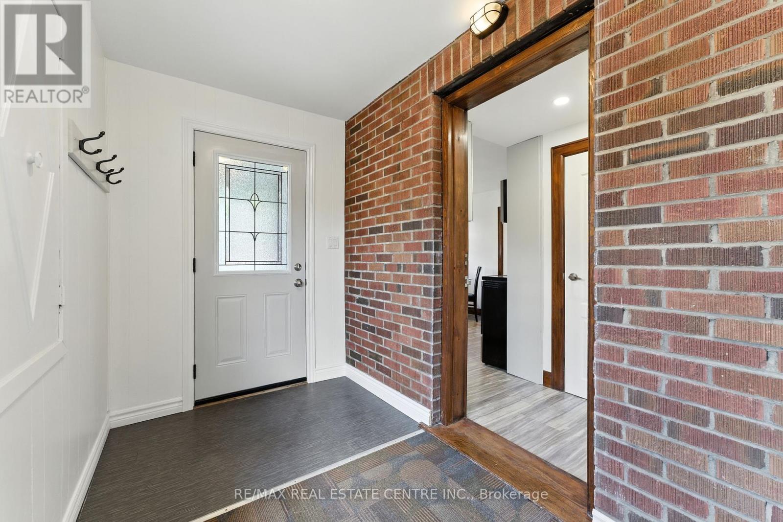 117 Pollock Avenue, Cambridge, Ontario  N1R 2C1 - Photo 5 - X12364714