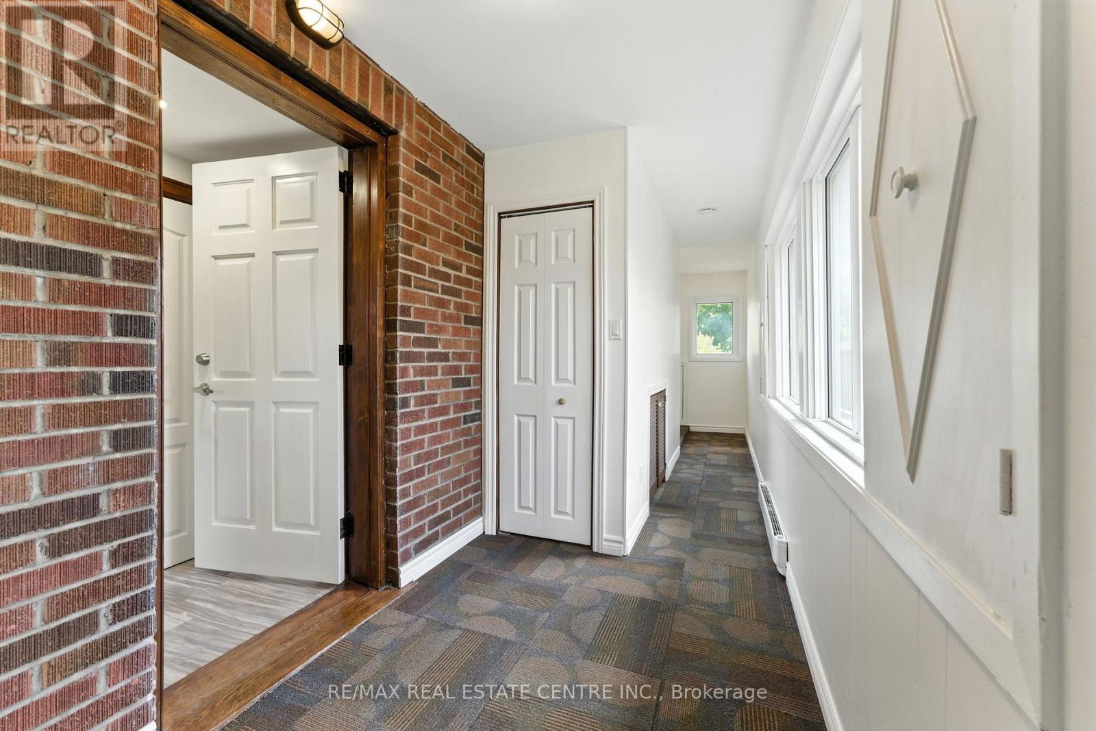 117 Pollock Avenue, Cambridge, Ontario  N1R 2C1 - Photo 6 - X12364714