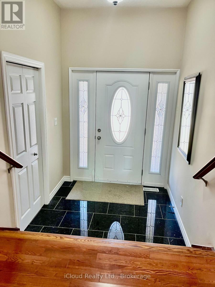 782 Brentwood Drive, Saugeen Shores, Ontario  N0H 2C4 - Photo 4 - X12364764