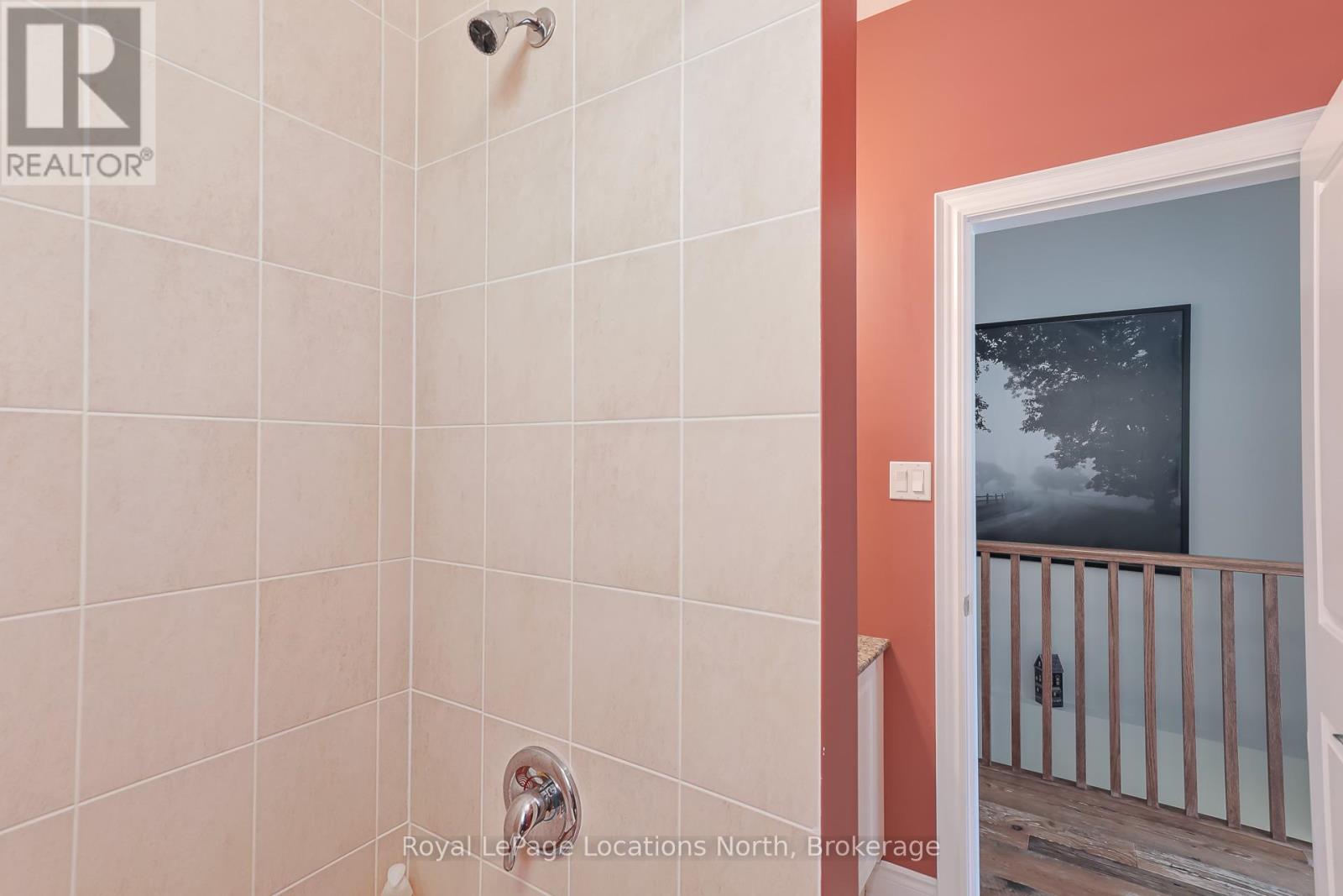 35 Sandy Coast Crescent, Wasaga Beach, Ontario  L9Z 2L2 - Photo 21 - S12364829