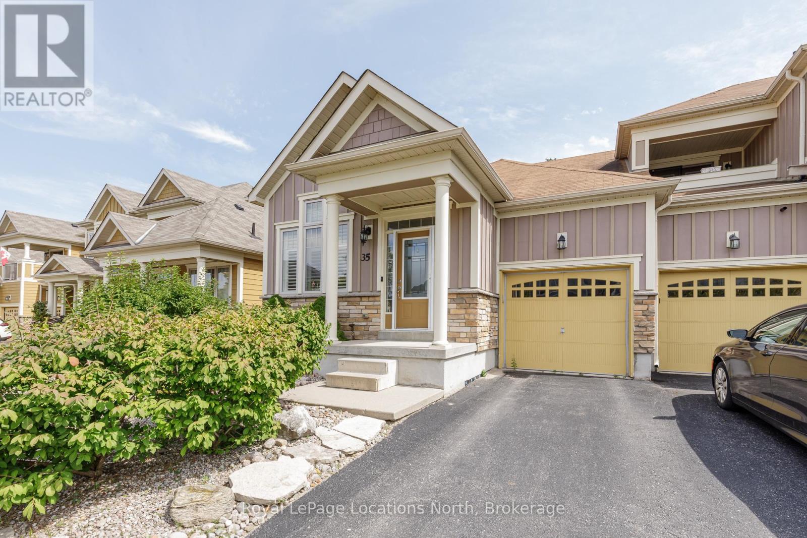 35 Sandy Coast Crescent, Wasaga Beach, Ontario  L9Z 2L2 - Photo 3 - S12364829
