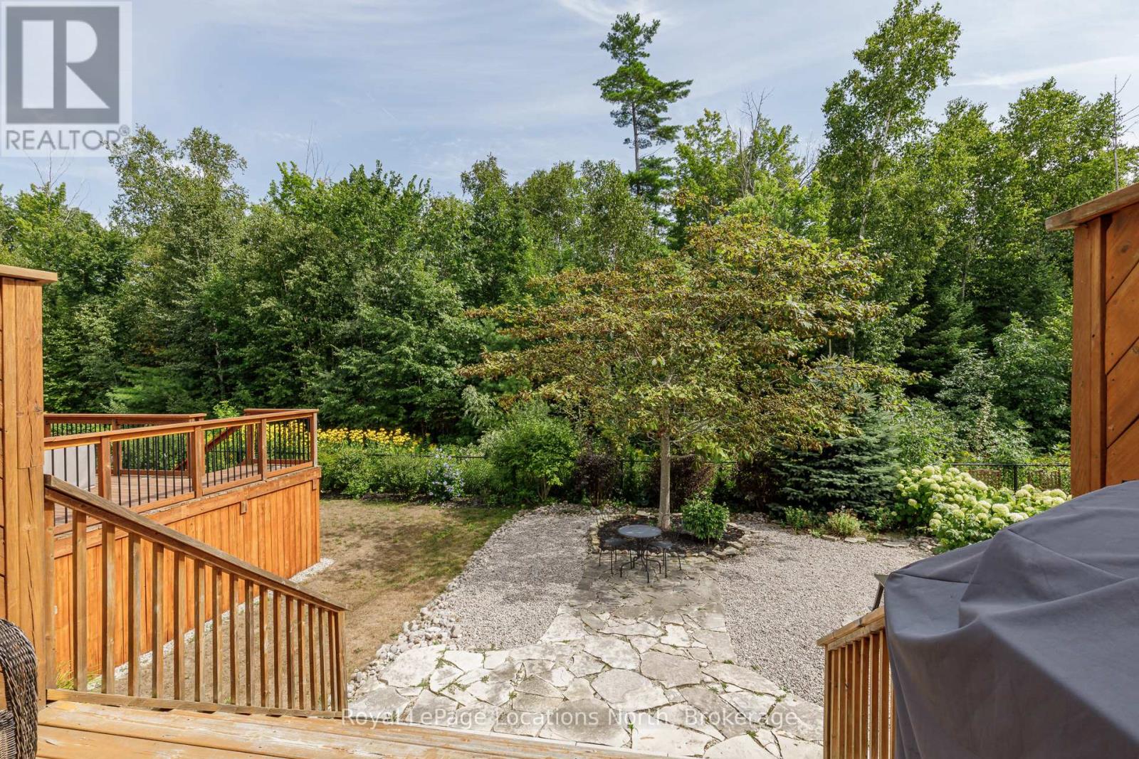 35 Sandy Coast Crescent, Wasaga Beach, Ontario  L9Z 2L2 - Photo 34 - S12364829
