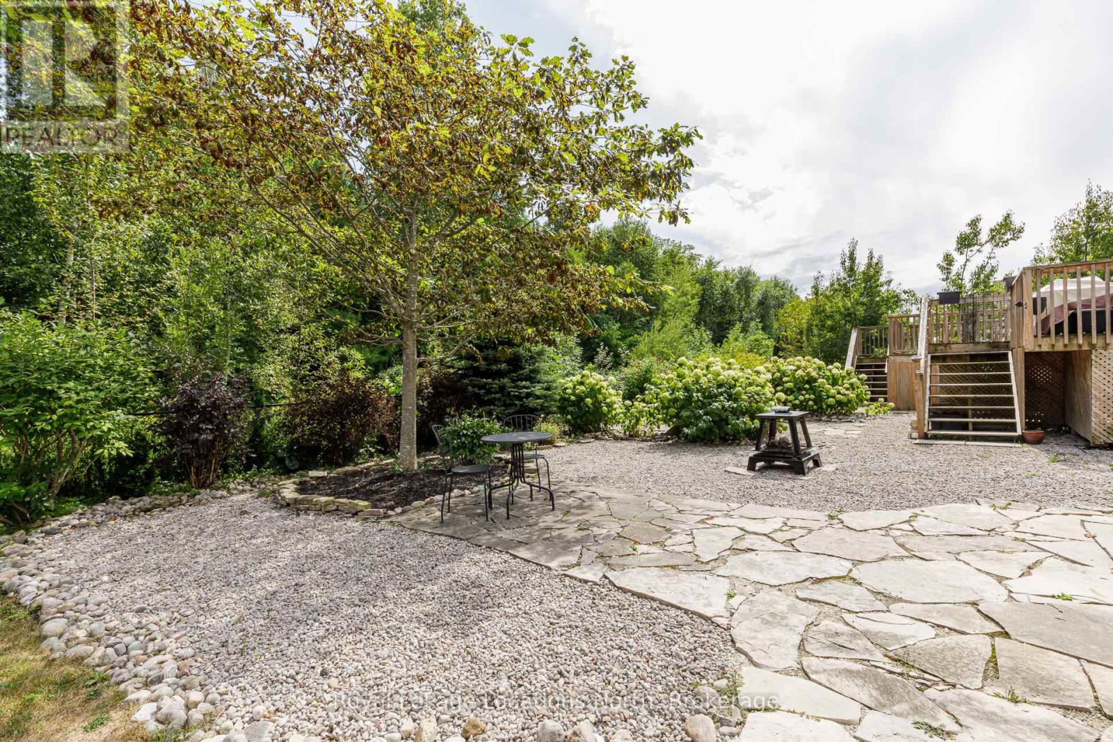 35 Sandy Coast Crescent, Wasaga Beach, Ontario  L9Z 2L2 - Photo 37 - S12364829