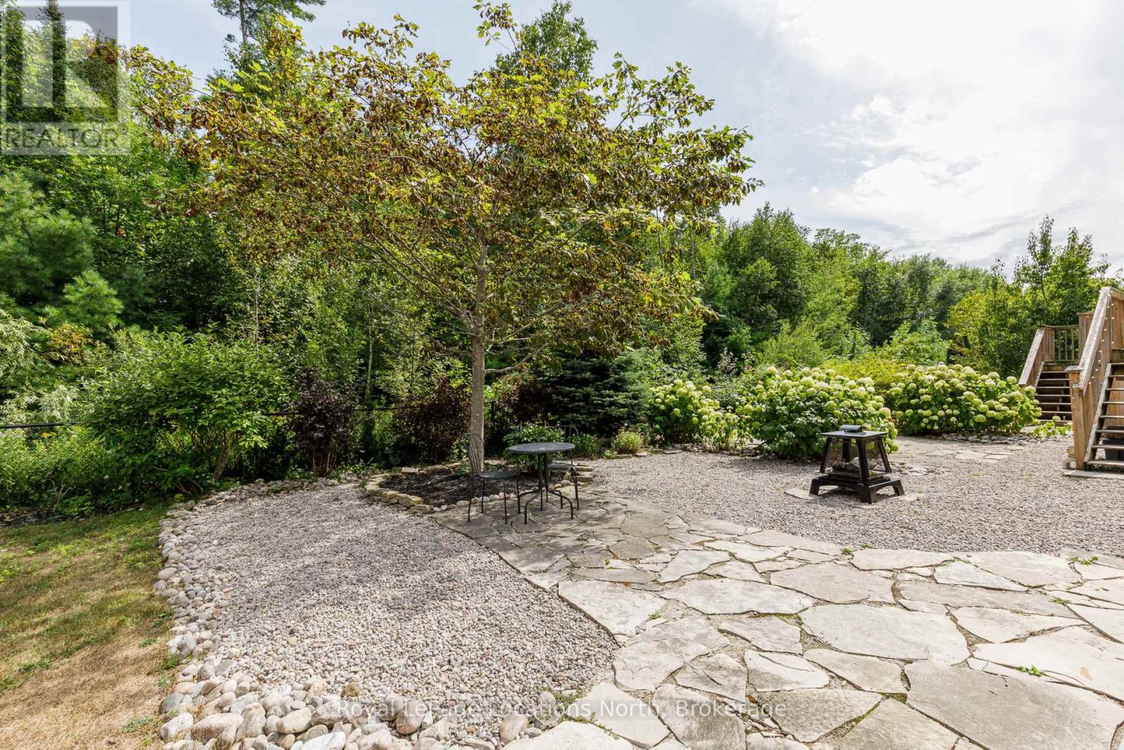 35 Sandy Coast Crescent, Wasaga Beach, Ontario  L9Z 2L2 - Photo 38 - S12364829
