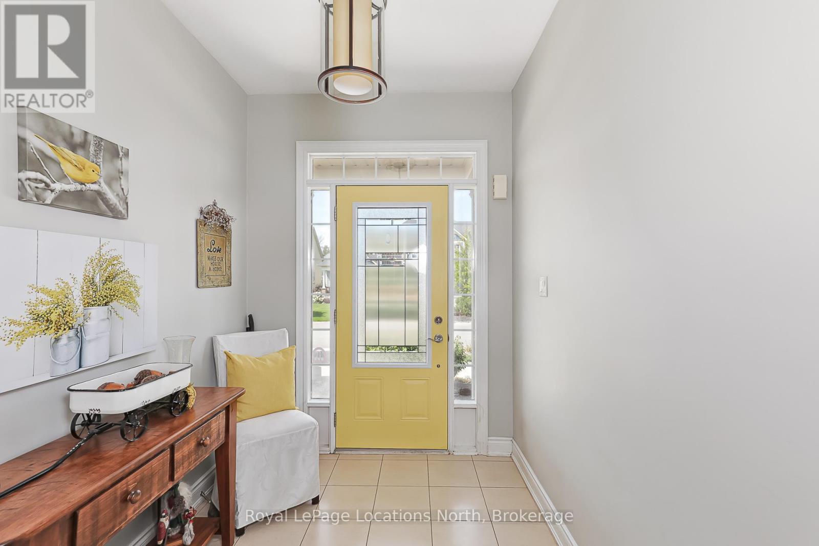 35 Sandy Coast Crescent, Wasaga Beach, Ontario  L9Z 2L2 - Photo 6 - S12364829