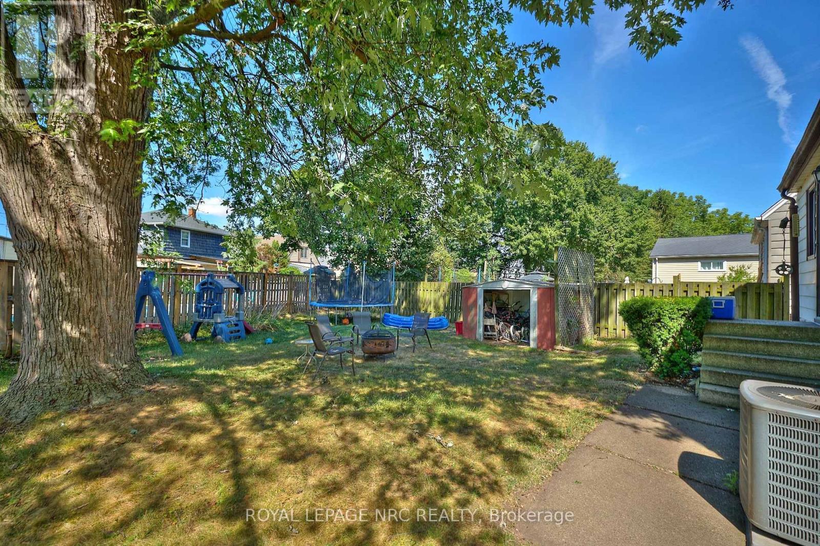 7221 Windsor Crescent, Niagara Falls, Ontario  L2G 1G2 - Photo 25 - X12364872