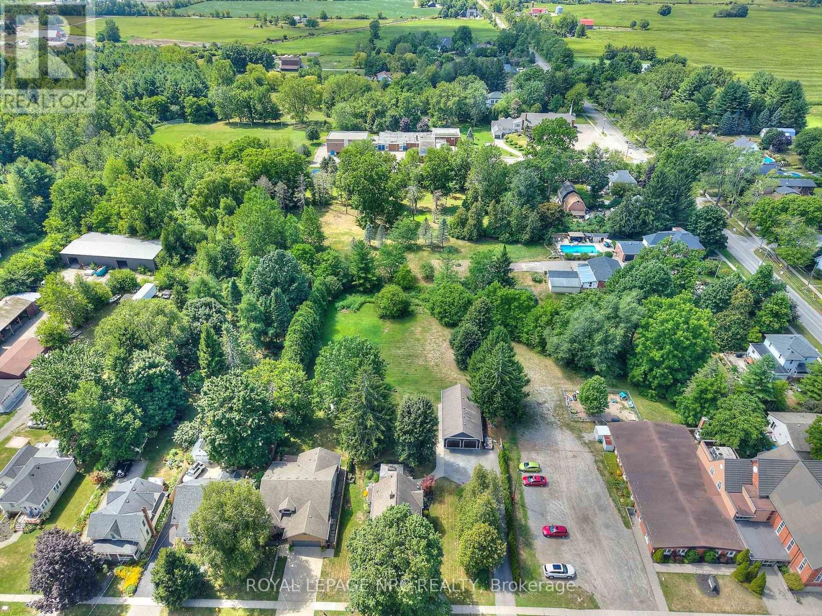 7221 Windsor Crescent, Niagara Falls, Ontario  L2G 1G2 - Photo 29 - X12364872