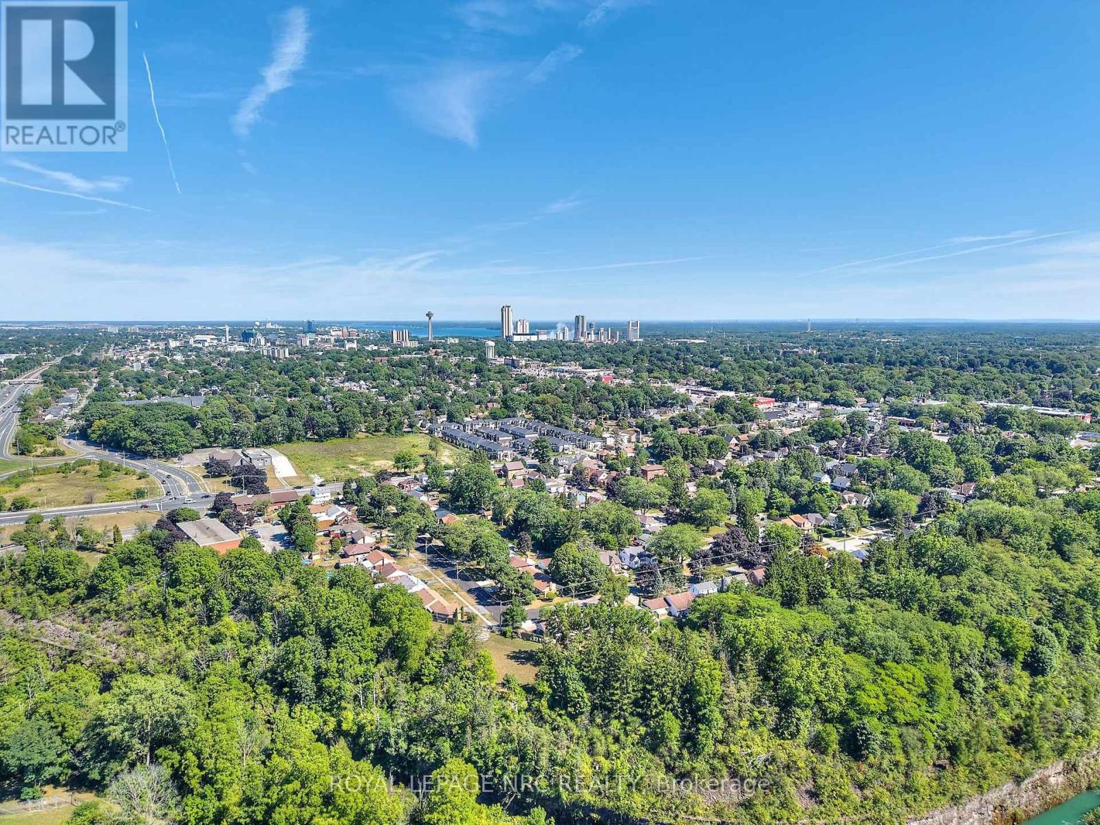 7221 Windsor Crescent, Niagara Falls, Ontario  L2G 1G2 - Photo 33 - X12364872