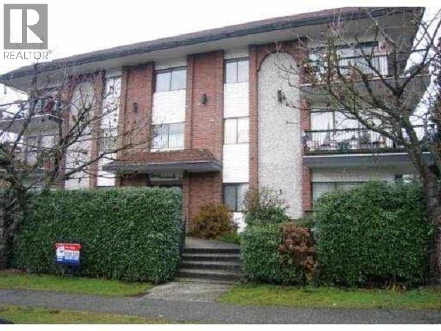 103 214 E 15TH STREET, North Vancouver, British Columbia