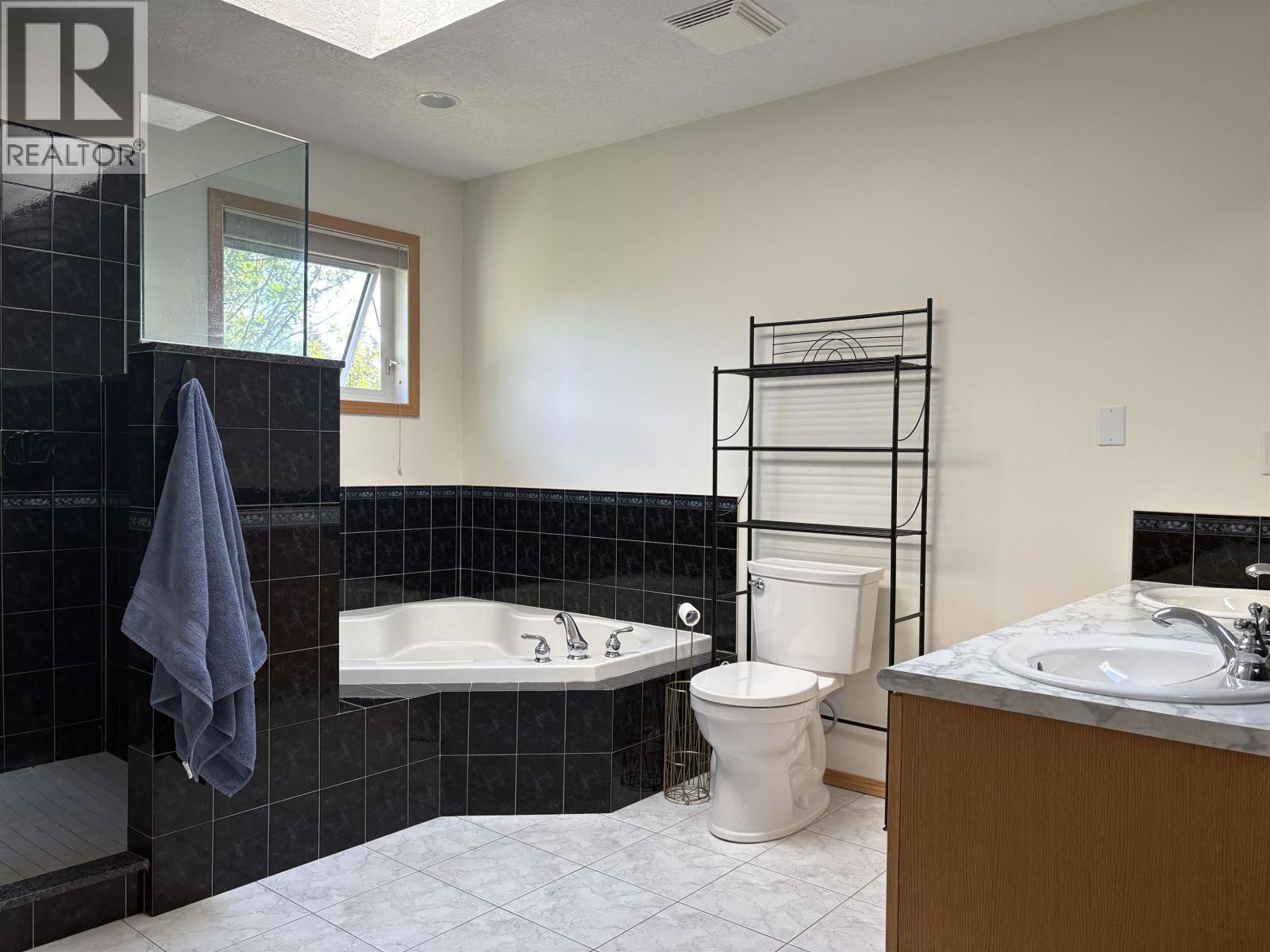 2362 Mctavish Road, Prince George, British Columbia  V2K 5R5 - Photo 15 - R3040512