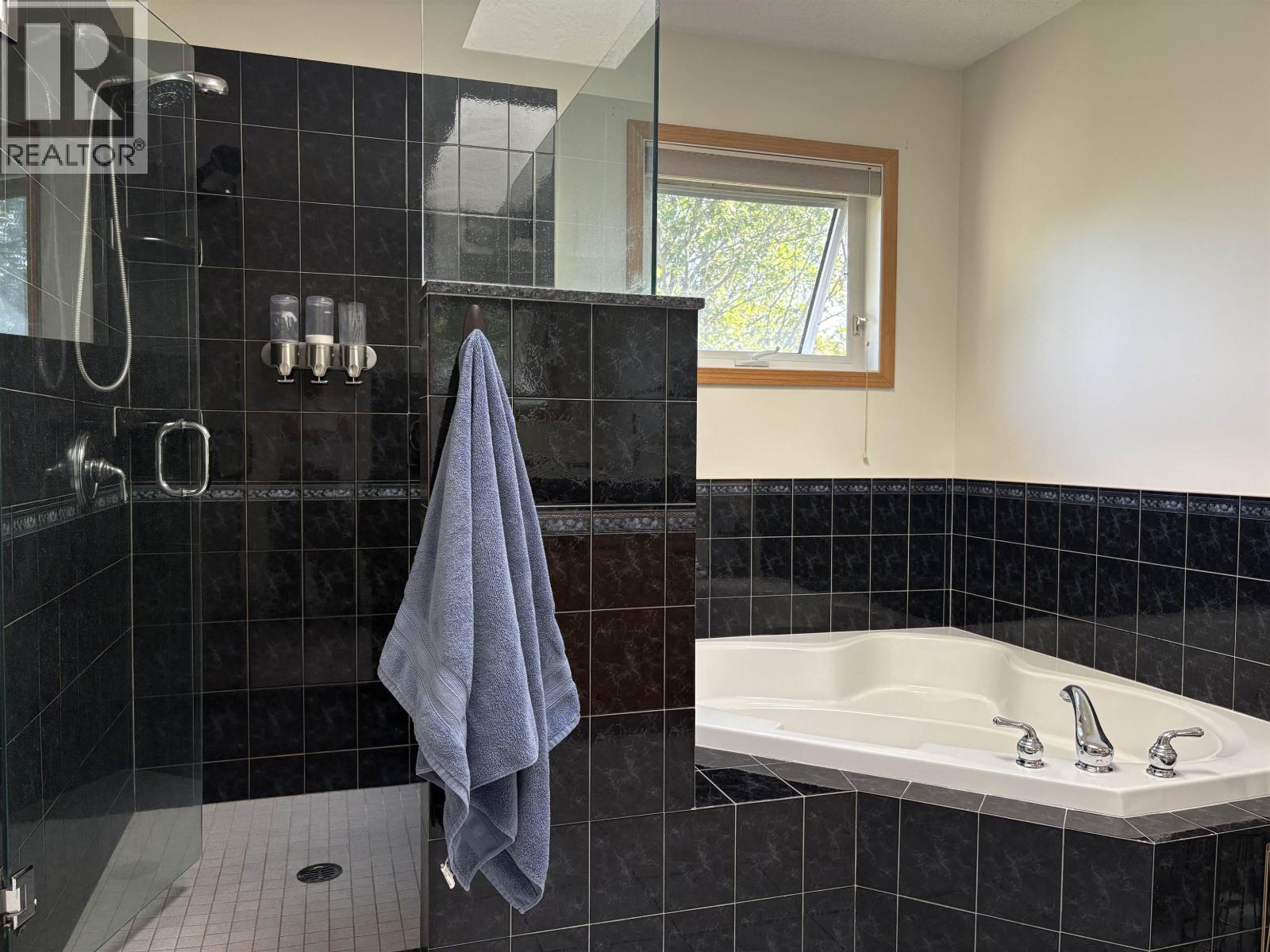 2362 Mctavish Road, Prince George, British Columbia  V2K 5R5 - Photo 16 - R3040512