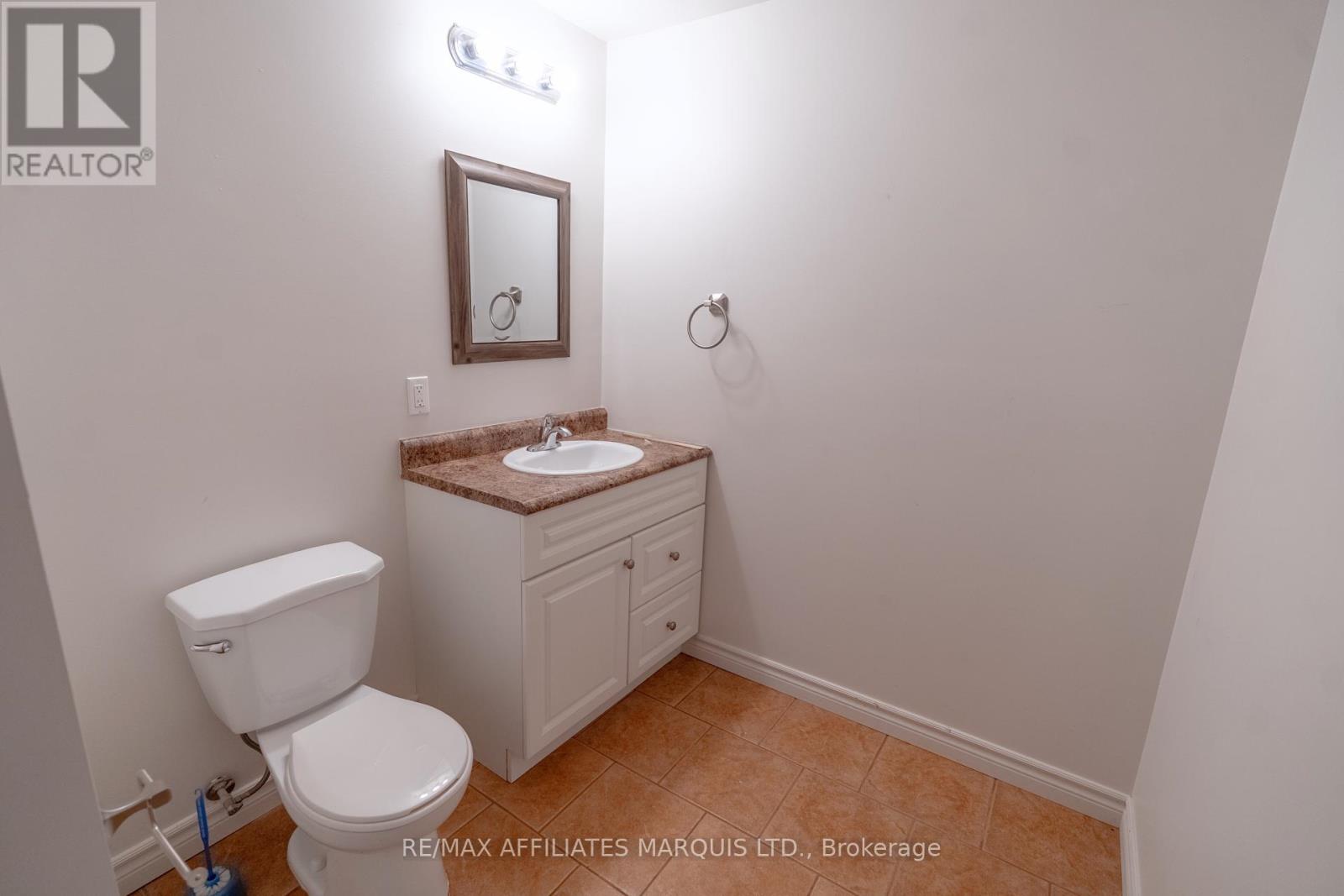 101 French Avenue, South Stormont, Ontario  K0C 2P0 - Photo 22 - X12364873