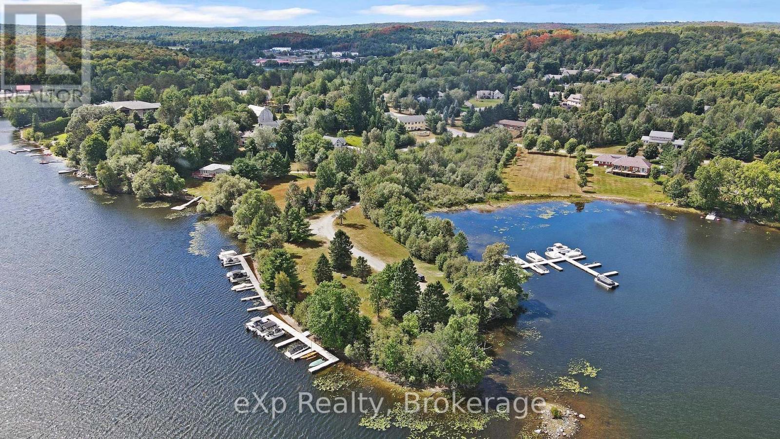 42 Sancayne Street, Dysart Et Al, Ontario  K0M 1S0 - Photo 11 - X12360177
