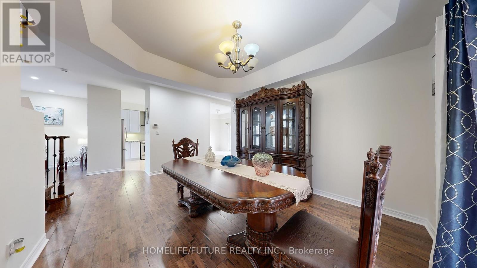 51 Estate Garden Drive, Richmond Hill, Ontario  L4E 3V5 - Photo 18 - N12357335