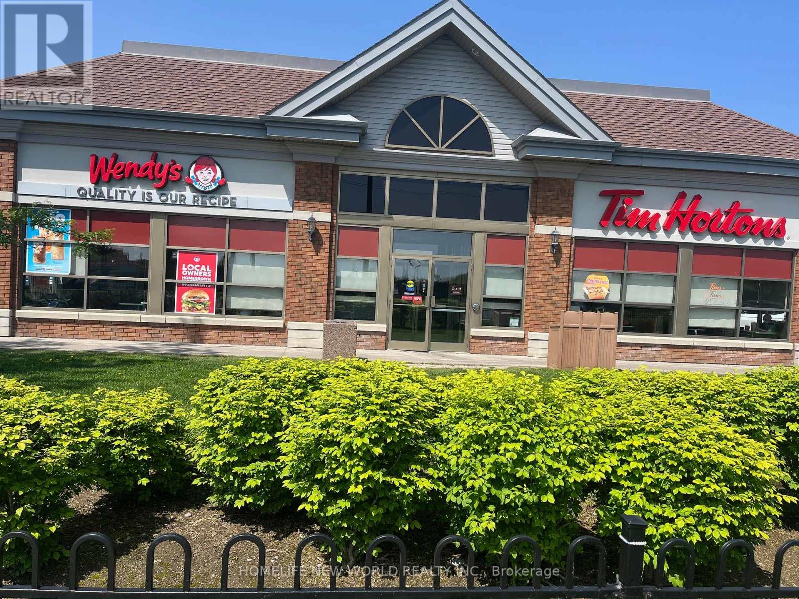 4770 Victoria Avenue, Niagara Falls (Downtown), Ontario  L2E 4C2 - Photo 6 - X12183360