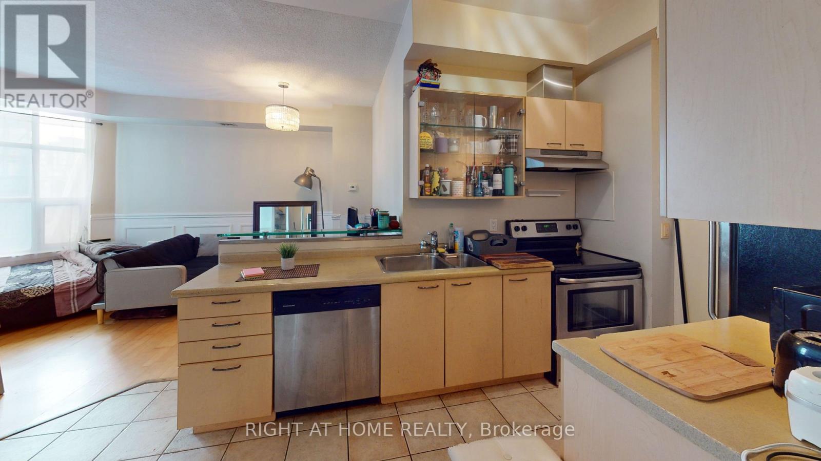 908 - 438 Richmond Street W, Toronto, Ontario  M5V 3S6 - Photo 11 - C12364837