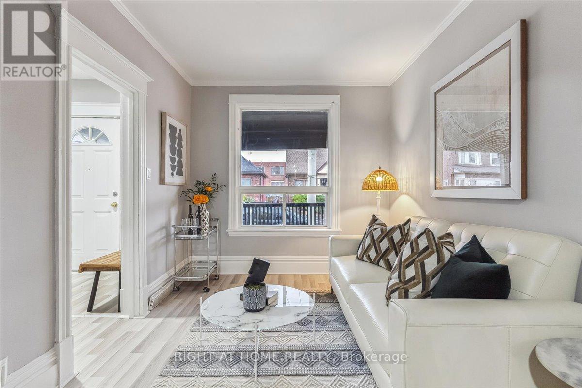 16 Birch Avenue E, Hamilton, Ontario  L8L 6H3 - Photo 5 - X12268971
