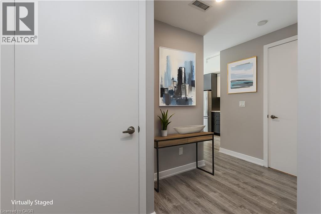5260 Dundas Street Unit# C320, Burlington, Ontario  L7R 0J7 - Photo 3 - 40746969